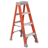 Fiberglass Step Ladder with SHOX System 4'